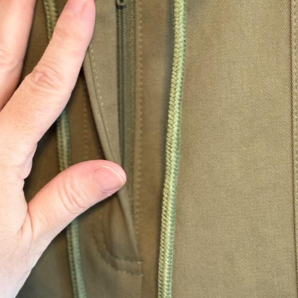 Lulu's Olive Green Utility Jumpsuit with Drawstring waist- Size XL NWT - Picture 7 of 8